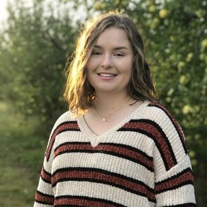 Meet your Posher, Carlee